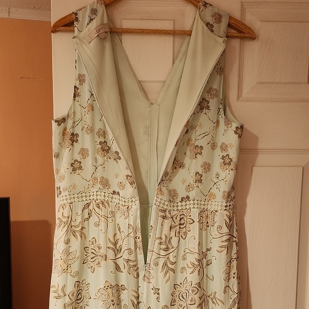 Loft Floral Sleeveless Dress - Picture 8 of 9